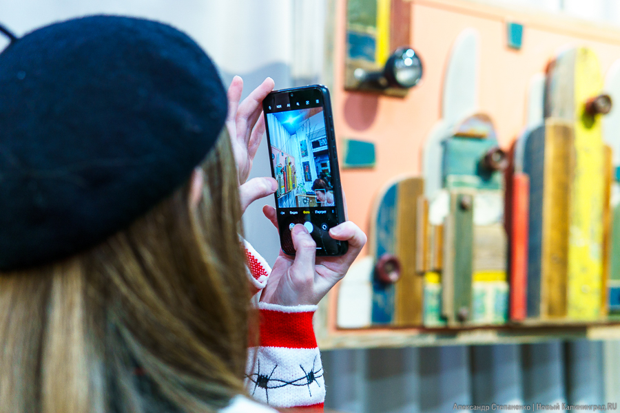 Искусство из старого: в Калининграде открылась выставка в жанре ассамбляж (фото)