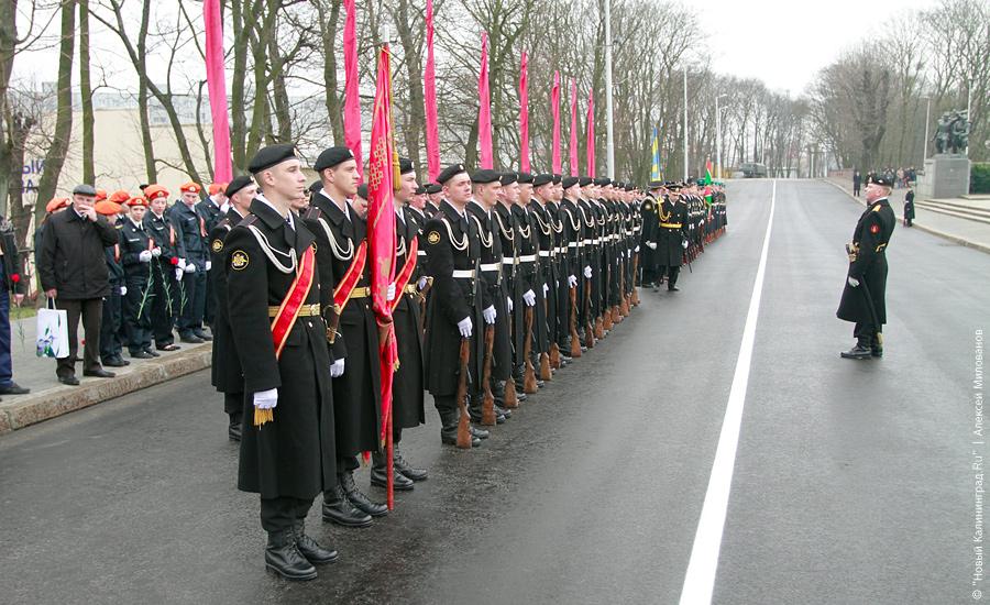Торжества на мемориале 1200 гвардейцам: фоторепортаж "Нового Калининграда.Ru"