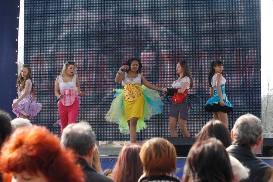 «Международный рыбный день»: фоторепортаж с Дня селедки