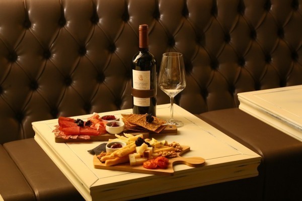 Первый дегустационный бар «Филипп»: истина в бокале!