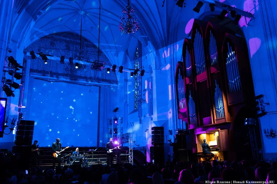 На световое шоу в зале и на фасаде Кафедрального собора выделили 1,5 млн