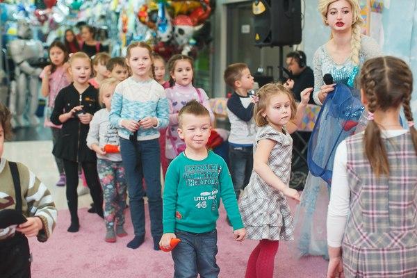 Не пропустите детский мастер-класс по созданию многослойной открытки в ТК «Мега»