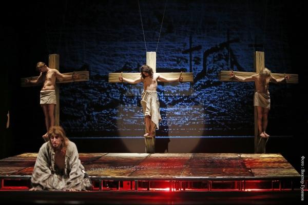 Театральный сезон в драмтеатре открыт