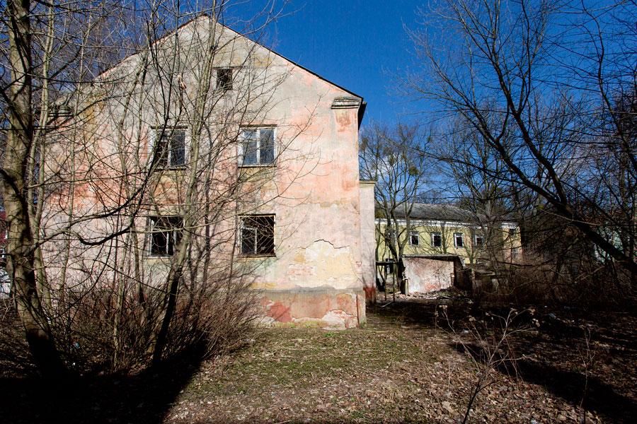 Конец детства: как умирает заброшенный детский сад в Калининграде