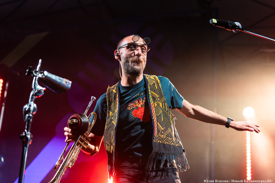 «Совершенный артист» и афро-латино с балканским битом: как открывали «Калининград Сити Джаз» (фото)