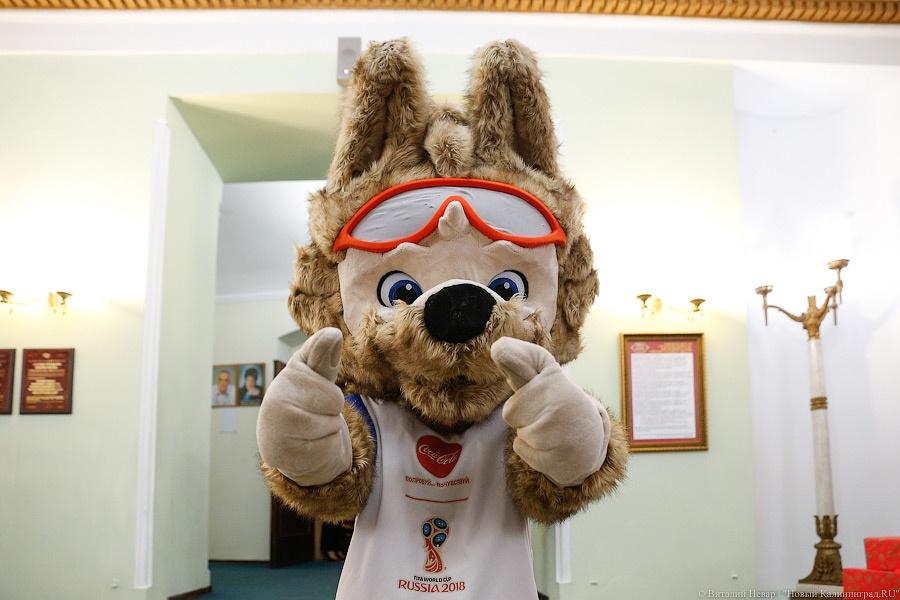 6 кг чистого золота: в Калининград прибыл Кубок Чемпионата мира по футболу ФИФА