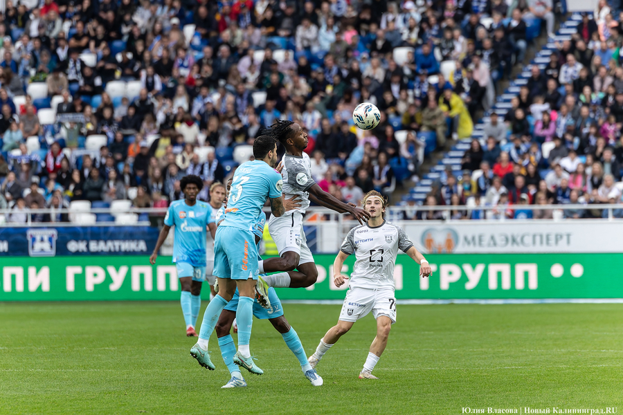 Ничья и второе место в РПЛ: как «Балтика» и «Зенит» сыграли в Калининграде (фото)