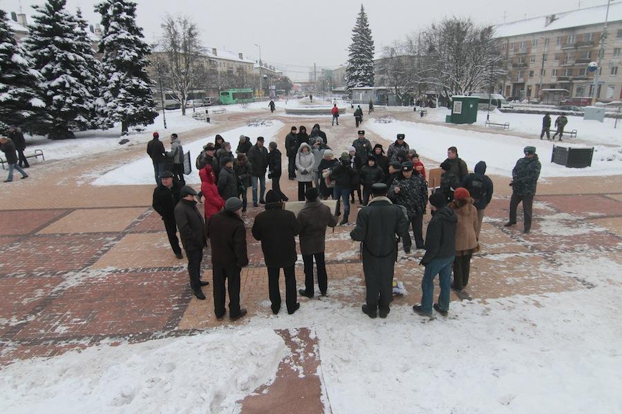 «Наш вклад»: фоторепортаж с пикета против «закона Димы Яковлева»