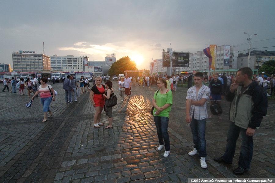 «Дважды дождливый»: фоторепортаж с гала-концерта к 757-летию Калининграда