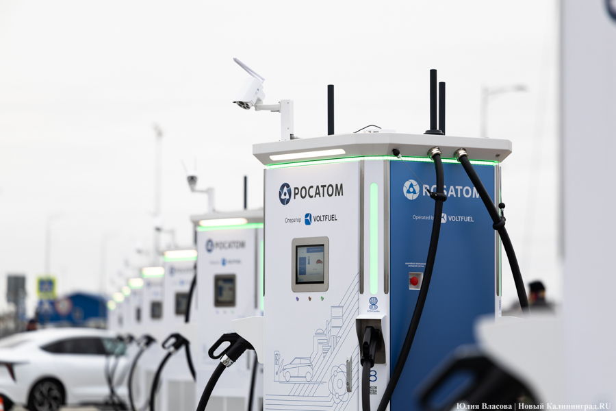 «Заправка» — до часа ожидания: как выглядят хабы для зарядки электромобилей (фото)