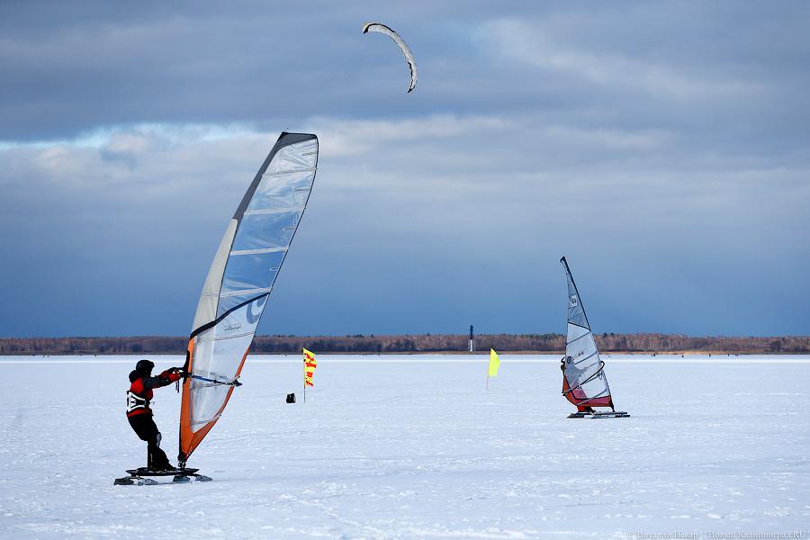 В погоне за ветром: как прошел зимний чемпионат по парусным видам спорта
