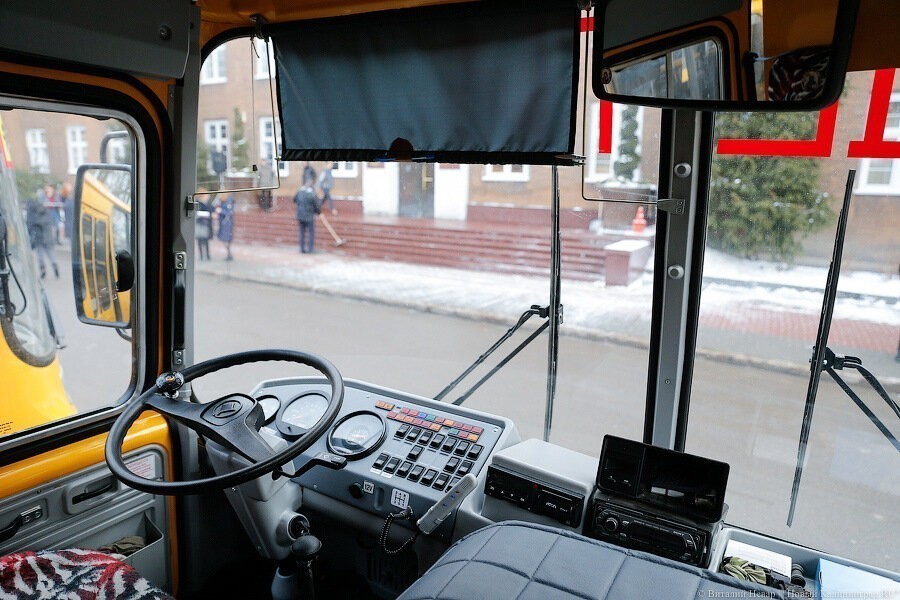 Сломали нос, облили водой: в Калининграде ищут свидетелей конфликта в автобусе