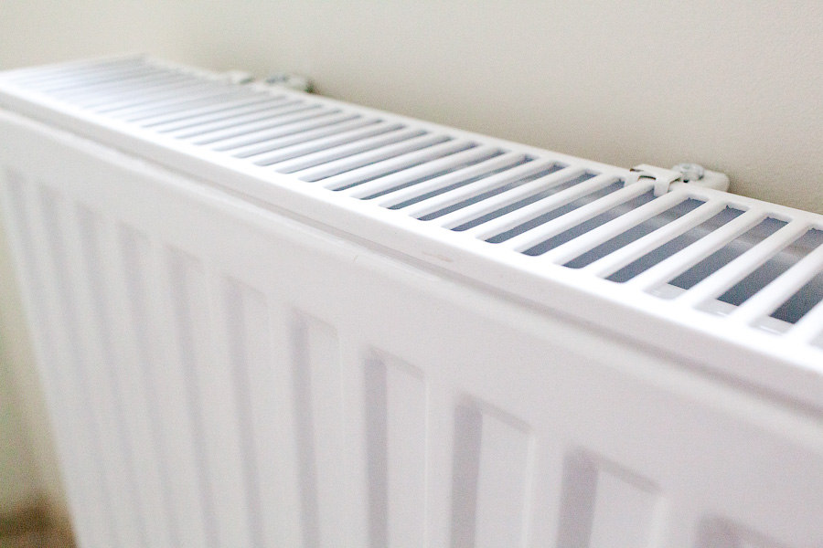 Служба по тарифам о росте цен на тепло: мазут подорожал на 20%, уголь — в 1,5 раза