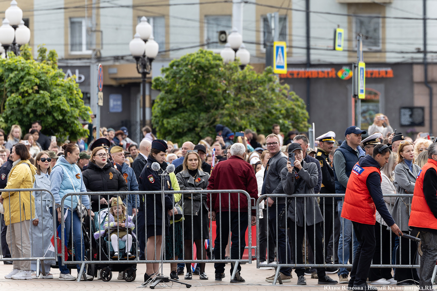 Как проходил Парад Победы в Калининграде (фото)