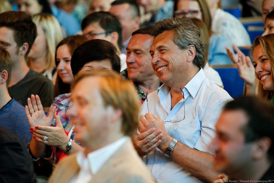 «Разве можно наспех?»: как в светлогорском Театре эстрады впервые провели КВН