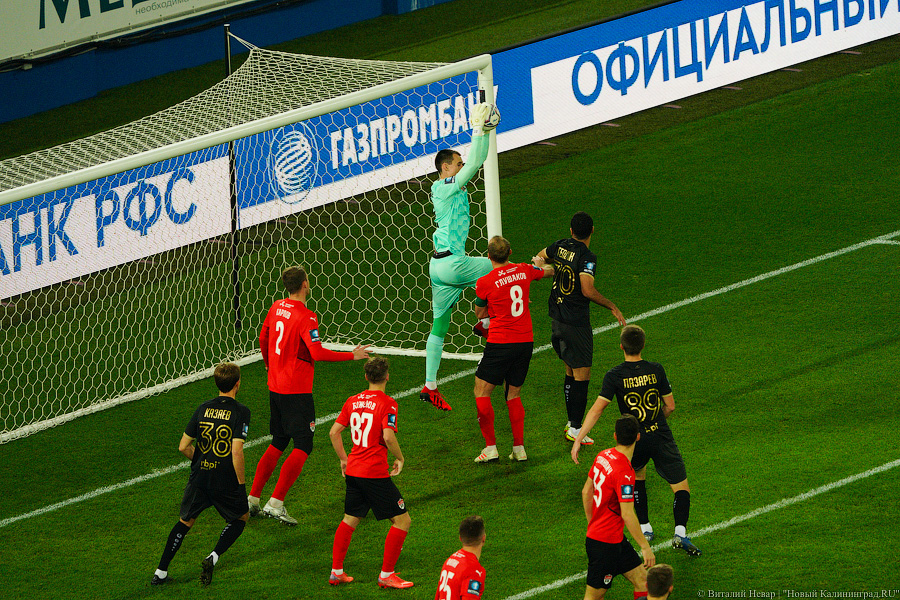«Балтика» проиграла «Химкам» по пенальти, но вышла в 1/8 Кубка России. Объясняем почему (фото)