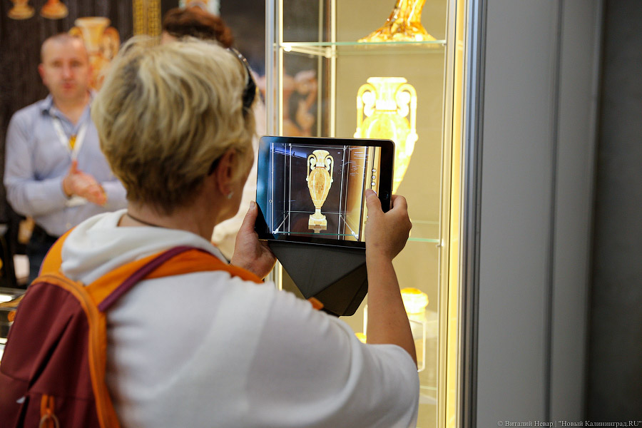 На янтарном форуме советуют работать с «селебрити» для продвижения янтаря