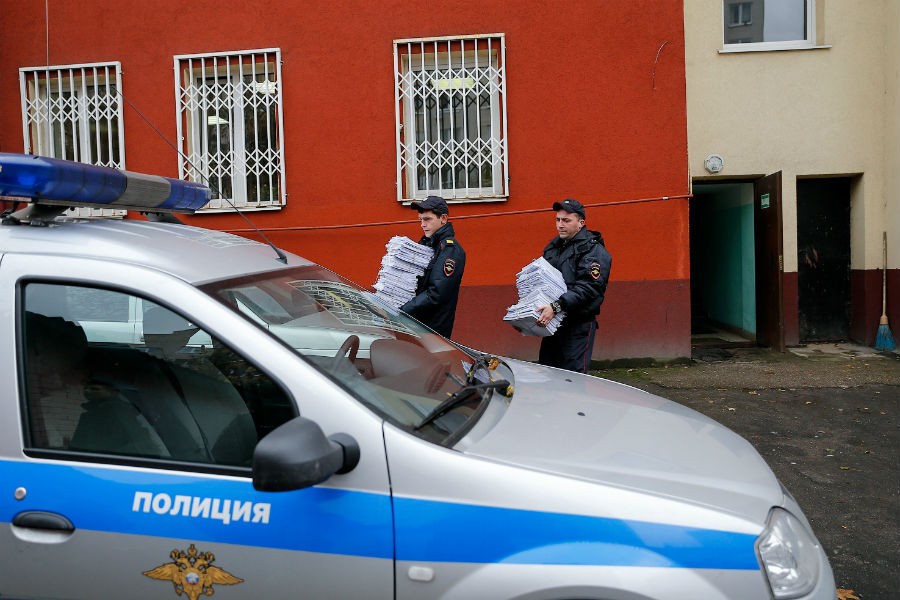 МВД предложило оградить участковых от написания бумажных отчетов
