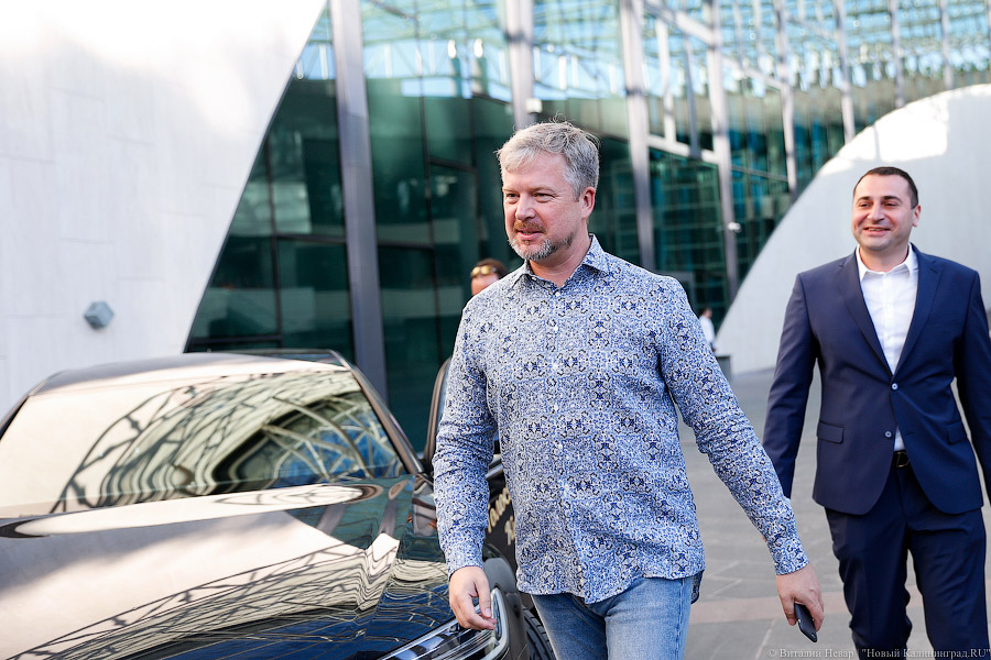 «И табло сорвало с петель»: как прошёл «Голосящий КиВиН» в «Янтарь-холле»