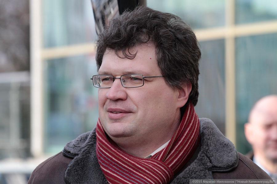 "Троллейбус с поклоном": фоторепортаж "Нового Калининграда.Ru"