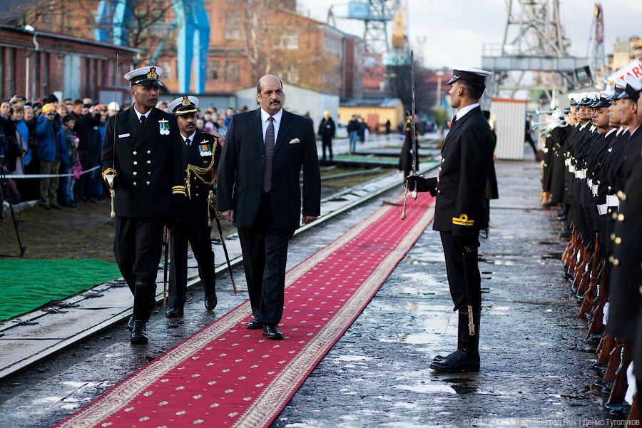 «Второй пошел»: фоторепортаж с церемонии передачи Индии фрегата Tarkash