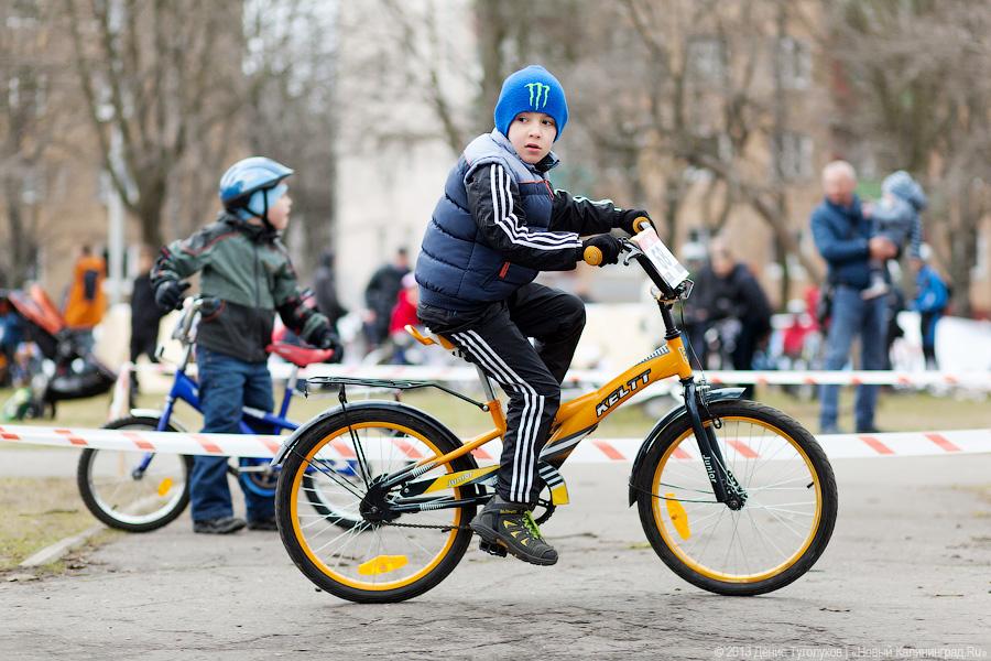 «Старты на двух колесах»: фоторепортаж с детских велогонок «Kids Race 2013»