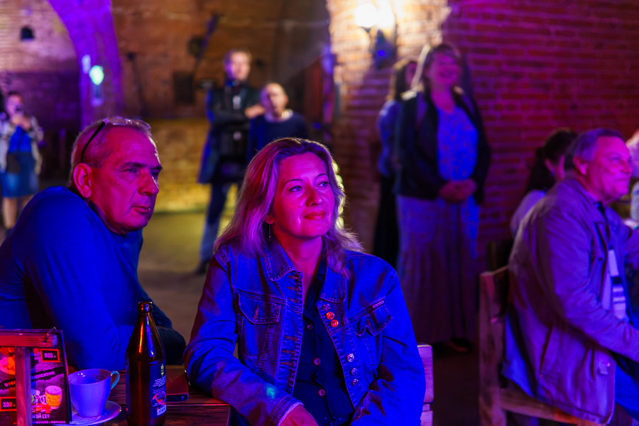 «Нам нужен просто светлый день»: как прошёл концерт Башакова в Калининграде