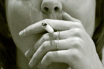 Минздрав согласовал законопроект, запрещающий курение в помещении