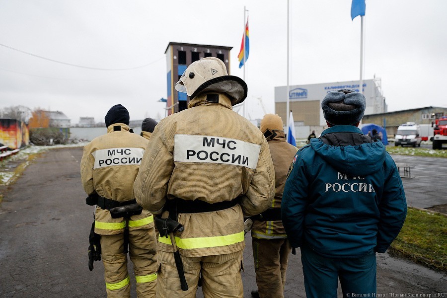 В Черняховском ГО последствия ДТП с пострадавшим устраняли спасатели МЧС