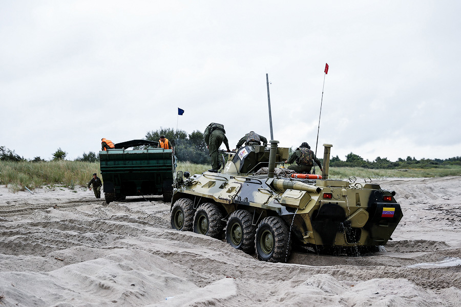 Море стрельб: как команды пяти стран в «Гонке преследования» соревновались