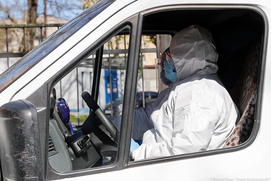 У двух десятков заболевших коронавирусом за сутки — пневмония