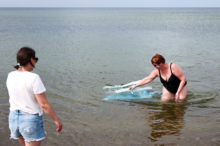 Отчего змеи летают как птицы: на Куршской косе провели фестиваль воздушных змеев (фото)