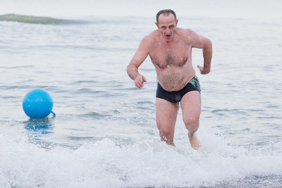 Зимние приключения Амбермена: экстрим-триатлон в Зеленоградске (фото)