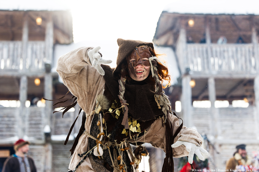 Блины, пляски и «самое большое» чучело: как отпраздновали Масленицу в «Каупе» (фото)