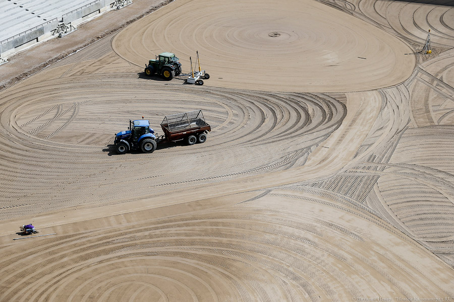 Изгоняющие воду: что увидел вице-премьер Мутко на стадионе к ЧМ-2018