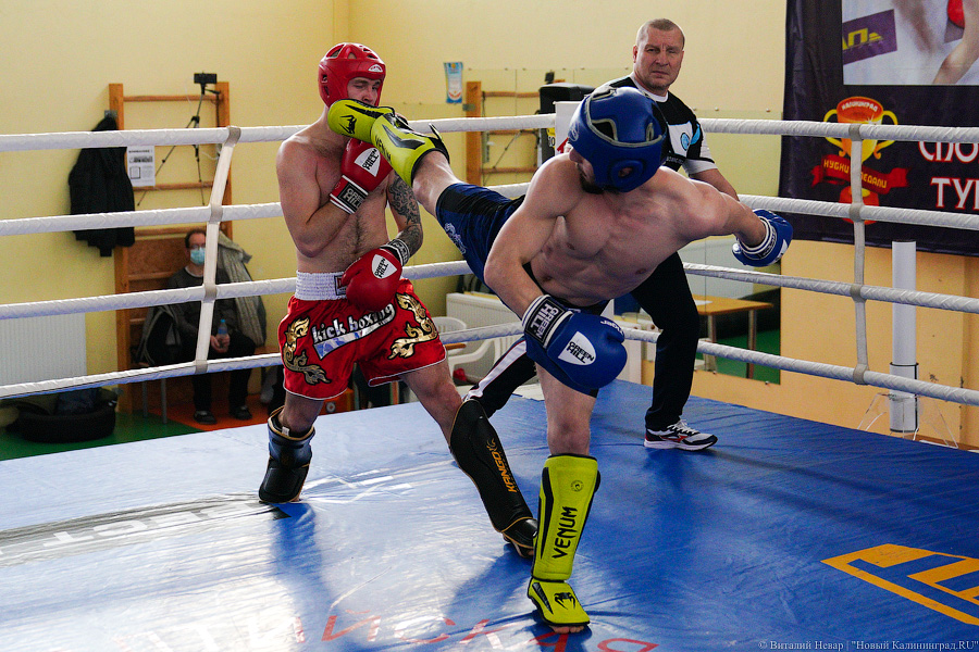 «Ударный» день: в Калининграде прошел чемпионат области по кикбоксингу