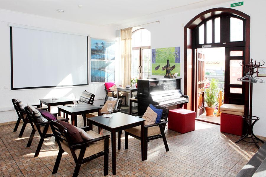 «Свистать всех на „Верфь“!»: интервью с директором кафе «Верфь» Константином Сотниковым