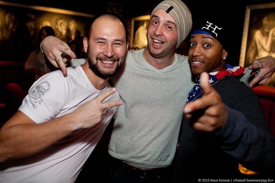 Странные танцы: в клубе «Exclusive» отметили Хеллоуин