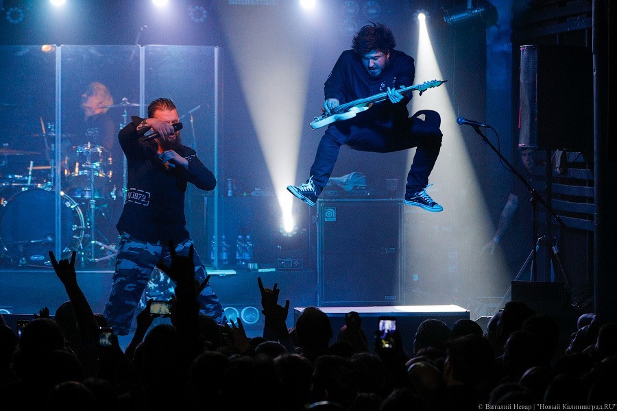 Ни траурный марш забывших дорогу домой: как «Пилот» привёз в Калининград рок