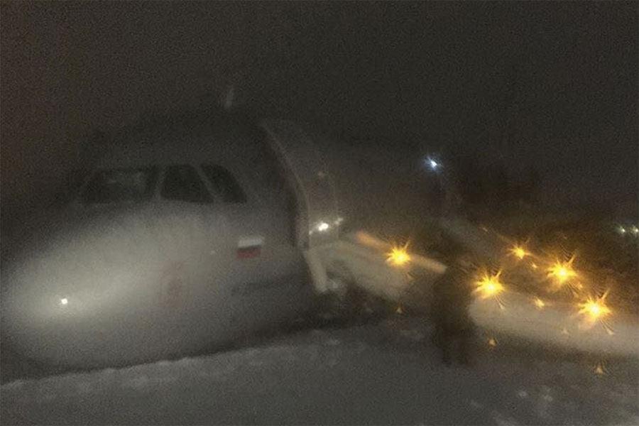 «Чудо, что не загорелся»: что известно об аварийной посадке в «Храброво»