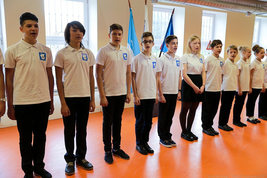 На игрушечных машинках: в Калининграде открылась «начальная» автошкола