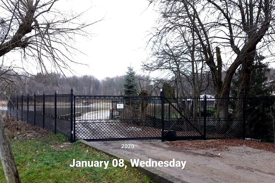 Подольский о спорной дамбе: это режимный объект, как бы кому чего ни хотелось