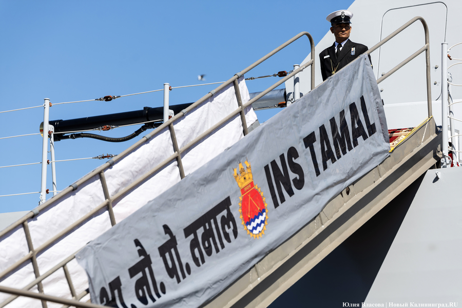 «Меч» для Индии: в Калининграде передали индийским ВМС фрегат с завода «Янтарь» (фото)