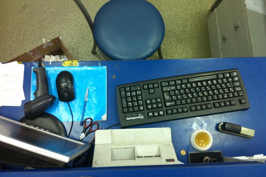 «Отделение ада №16»: фоторепортаж из одного почтового отделения