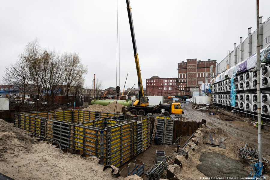 Постапокалиптический пейзаж: что происходит с территорией бывшего ЦБЗ-1 (фото)