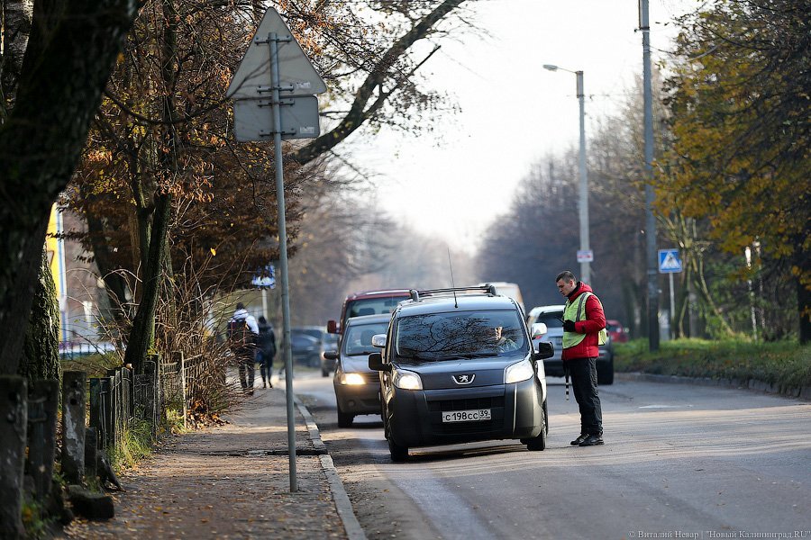 «Заметьте нас»: в Калининграде дети вышли на пикет в поддержку пешеходов 