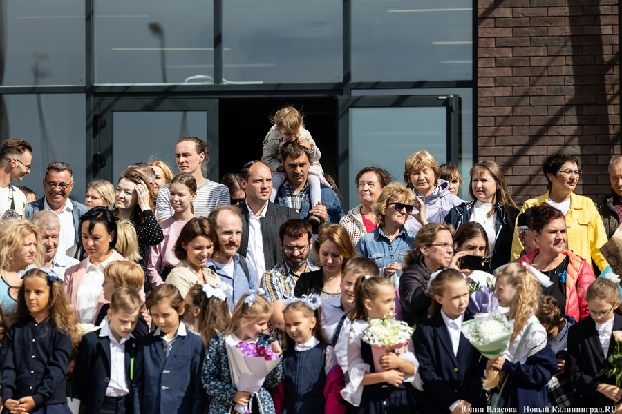 Пора к станку: 1 сентября в новом образовательном центре на Острове (фото)