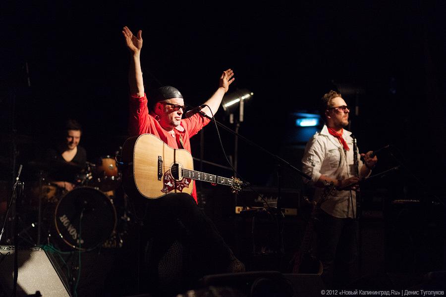 «Гребенщиков и оркестр»: фоторепортаж с концерта группы «Аквариум»