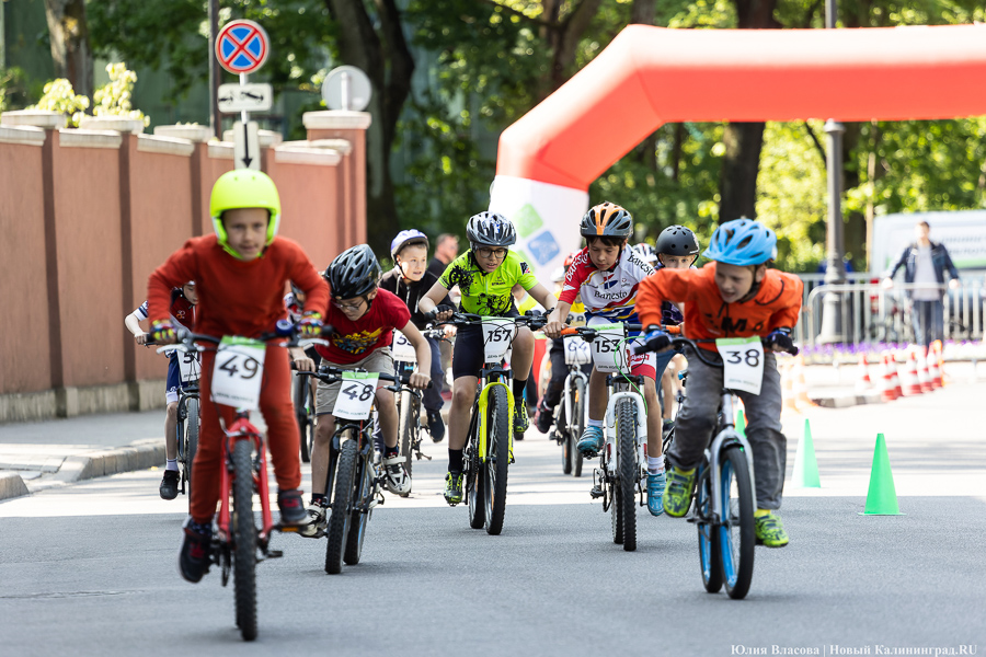 Катись оно всё: в Калининграде прошёл День колеса (фото)