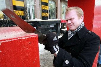 Калининградского активиста Романа Юхновца доставили в Москву